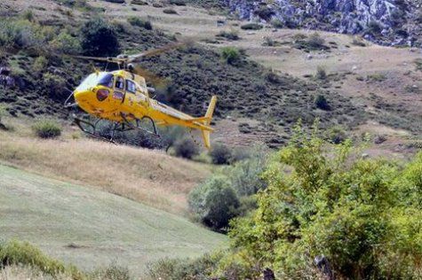 Un helicóptero de rescate de montaña del 112 de Castilla y León / ICAL