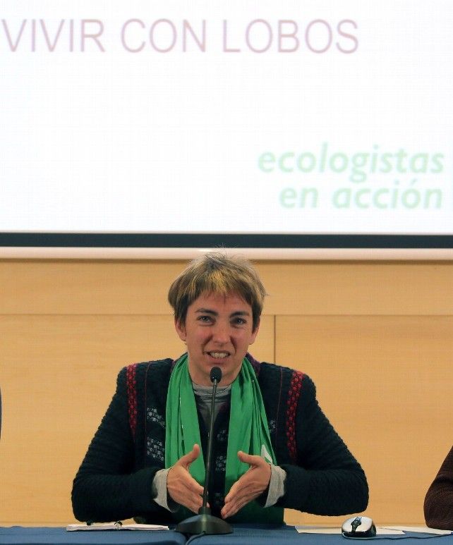 Carolina Martín, portavoz de Ecologistas en Acción de Castilla y León, y autora del informe sobre el lobo en Picos de Europa. / Rubén Cacho / ICAL