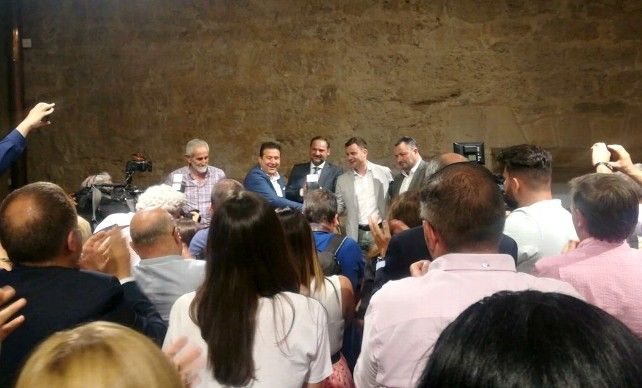 Acuerdo UPL - PSOE Diputación Matías Llorente, Luis Mariano Santos, José Luis Ábalos, Javier Alfonso Cendón, Eduardo Moran