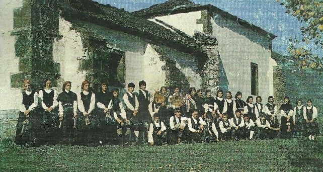 Grupo de Bailes San Miguel en 1987