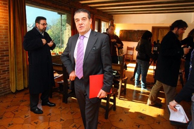 Ismael Álvarez anunció su regreso a la política municipal en el mismo hotel en el que Nevenka Fernández hizo pública su denuncia. / César Sánchez / ICAL