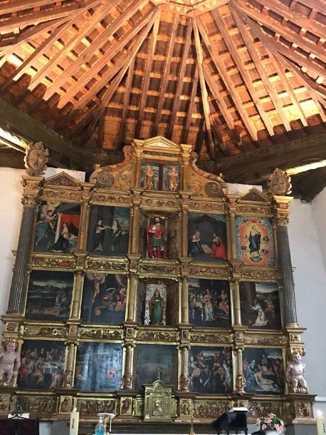 La restauración de la espadaña y retablo mayor de la iglesia de San Julián y Santa Basilisa en Valdavida sacan al templo de la Lista Roja de Patrimonio.